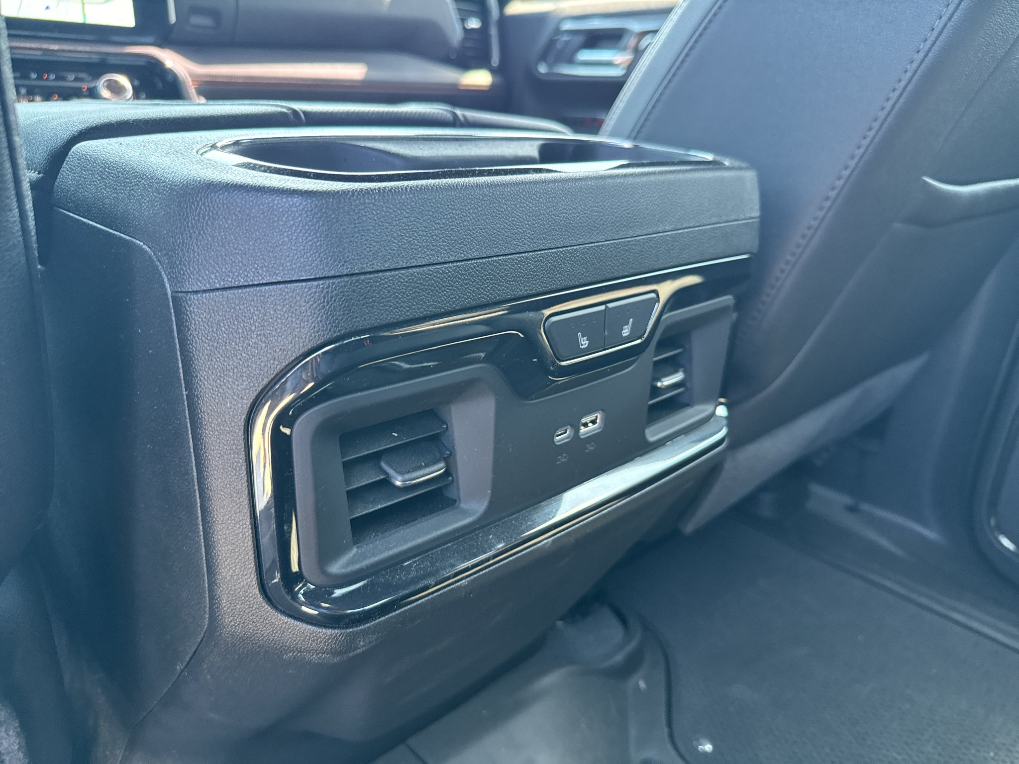 2025 GMC Sierra AT4
