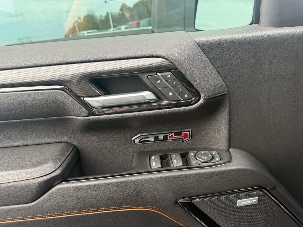 2023 GMC Sierra 1500 AT4