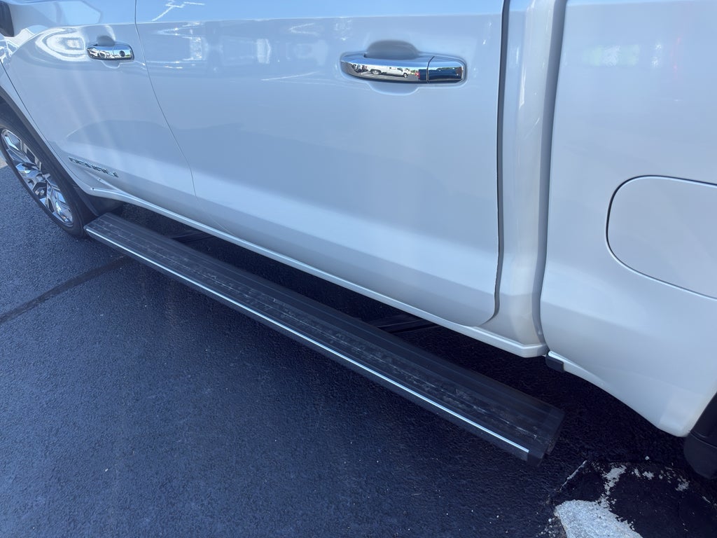 2023 GMC Sierra Denali