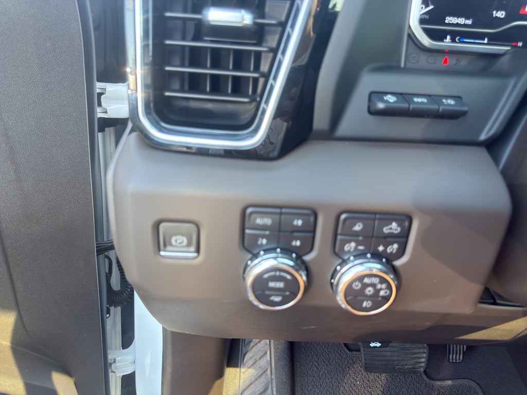 2023 GMC Sierra Denali