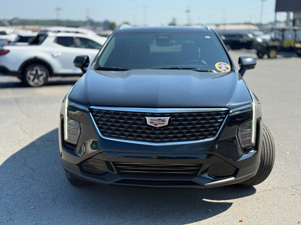 2025 Cadillac XT4 FWD Premium Luxury