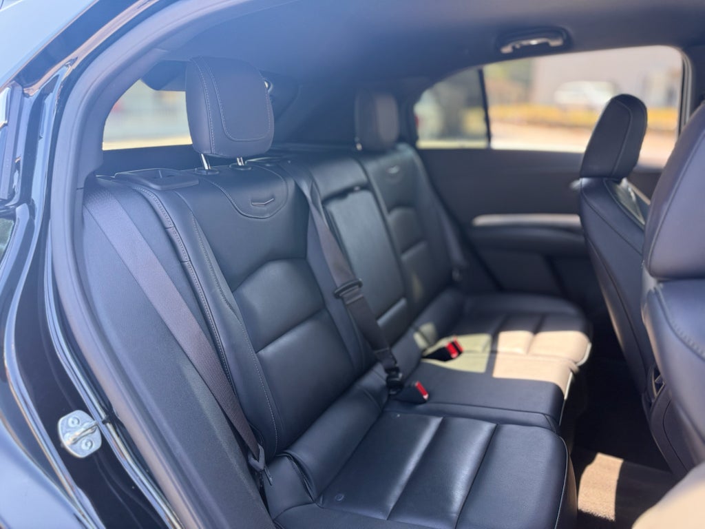 2025 Cadillac XT4 FWD Premium Luxury