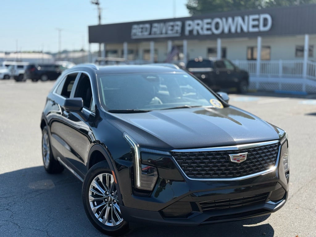 2025 Cadillac XT4 FWD Premium Luxury