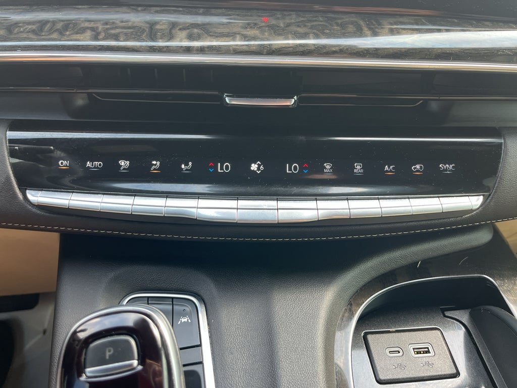 2024 Cadillac Escalade 4WD Premium Luxury