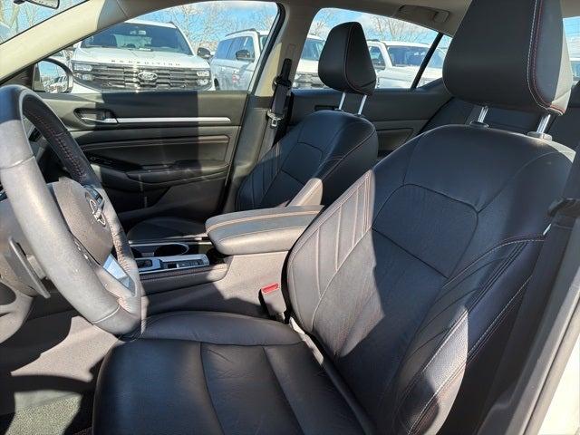 2023 Nissan Altima 2.0 SR