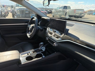 2023 Nissan Altima 2.0 SR