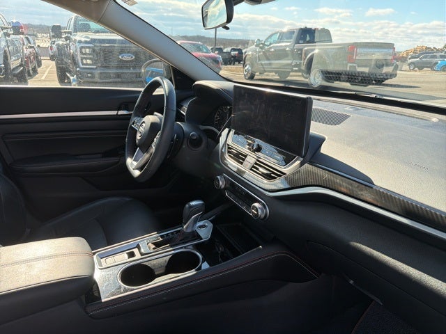 2023 Nissan Altima 2.0 SR