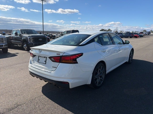 2023 Nissan Altima 2.0 SR