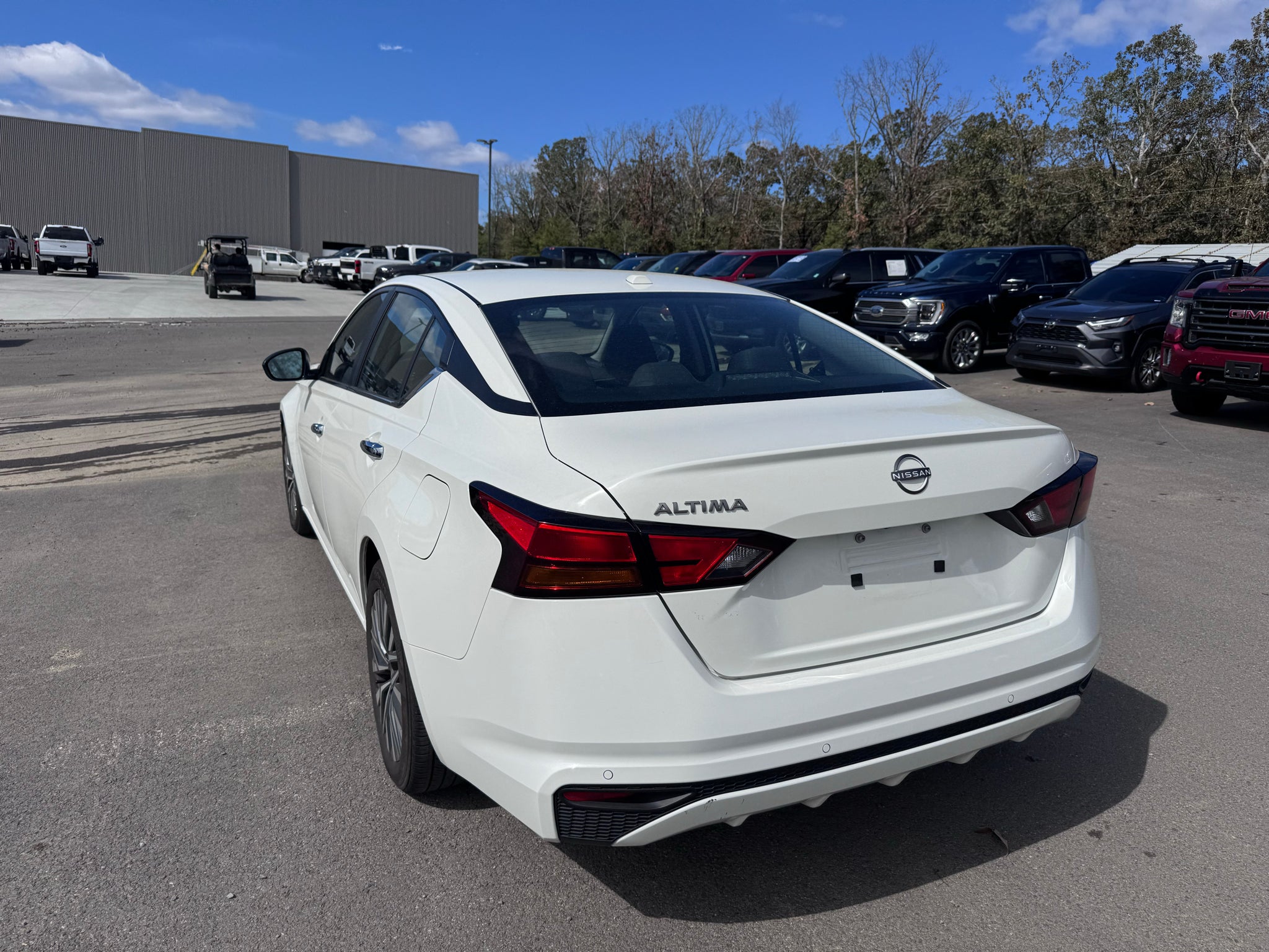 2025 Nissan Altima SV