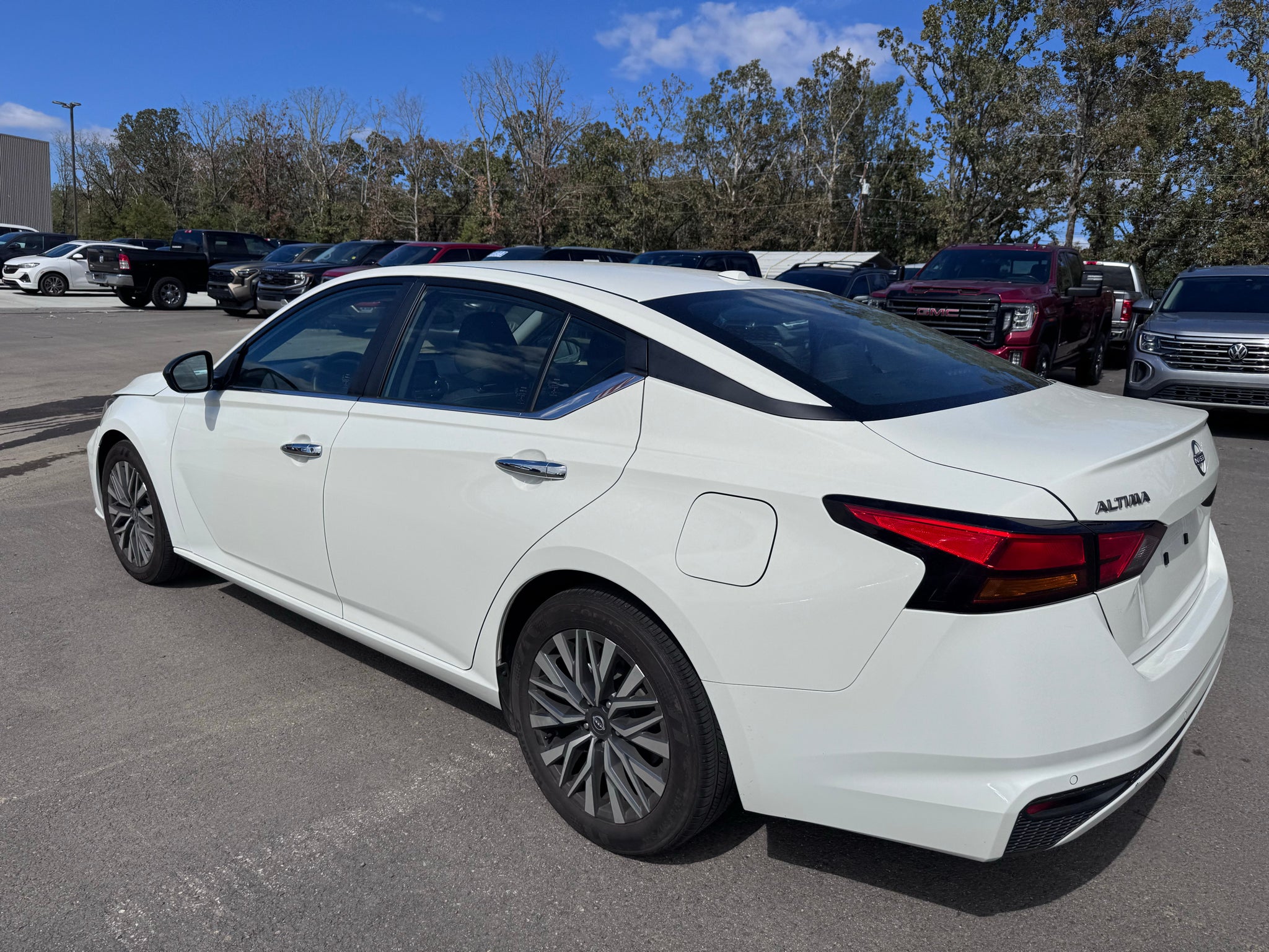 2025 Nissan Altima SV