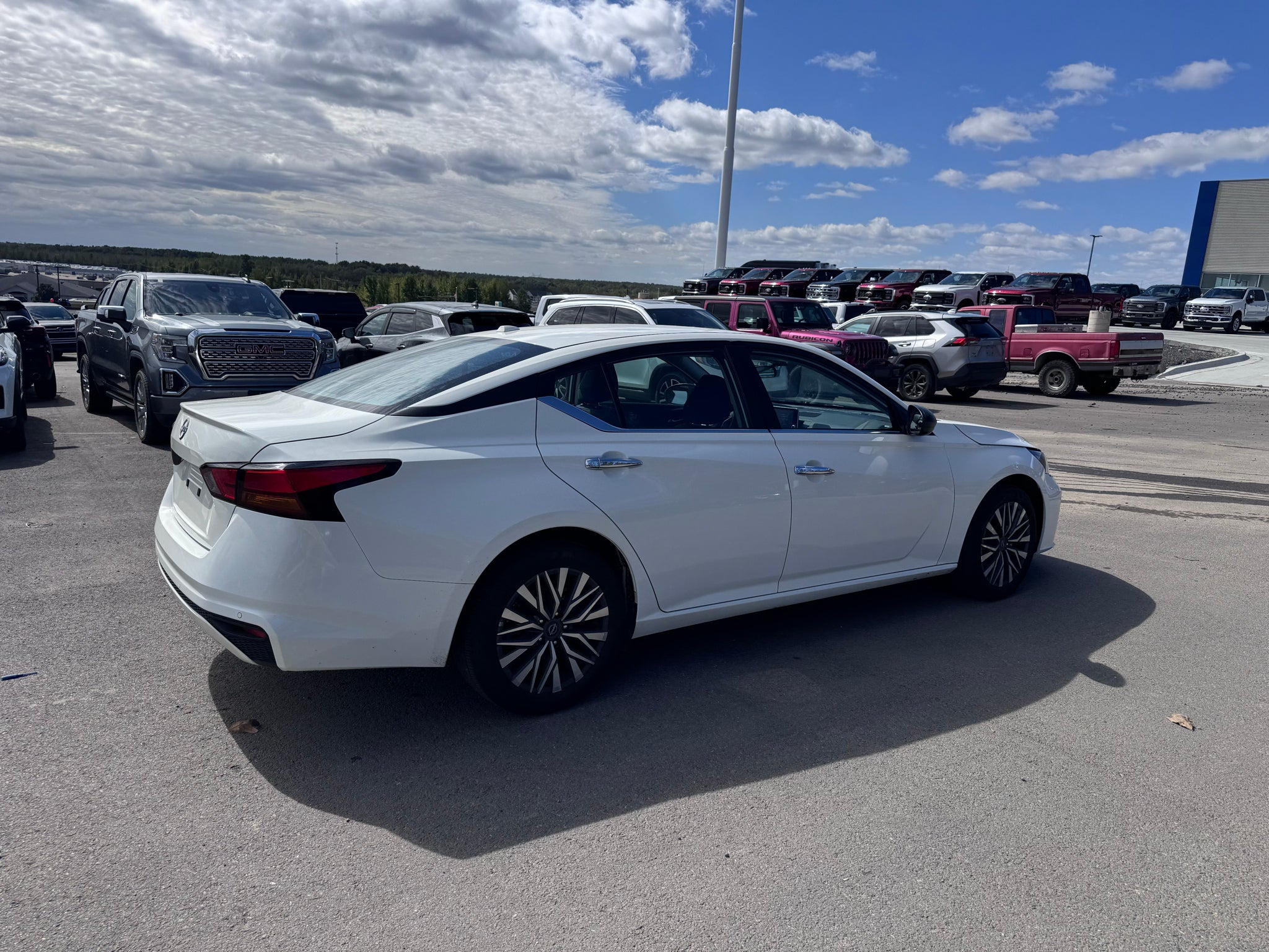 2025 Nissan Altima SV