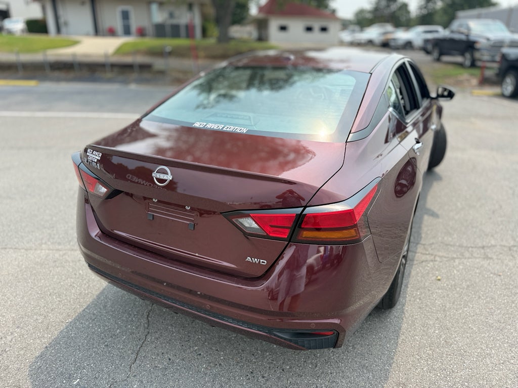 2025 Nissan Altima SV