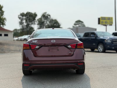 2025 Nissan Altima SV