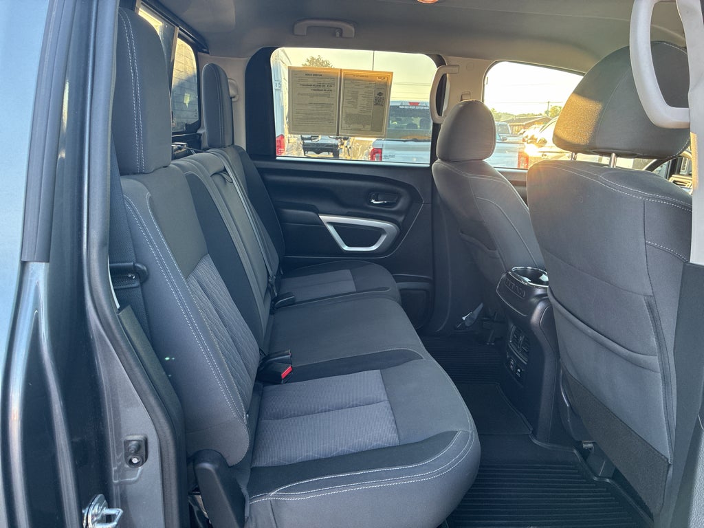 2024 Nissan Titan SV