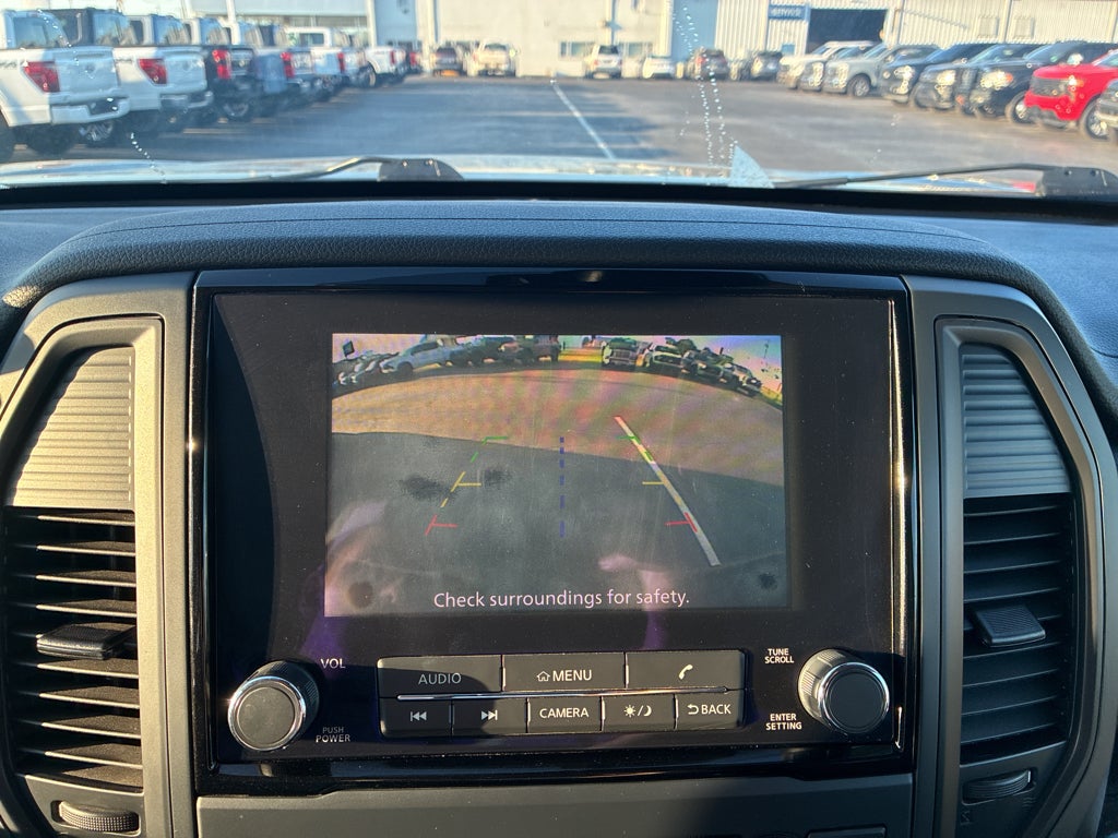 2024 Nissan Titan SV