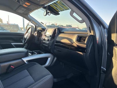 2024 Nissan Titan SV