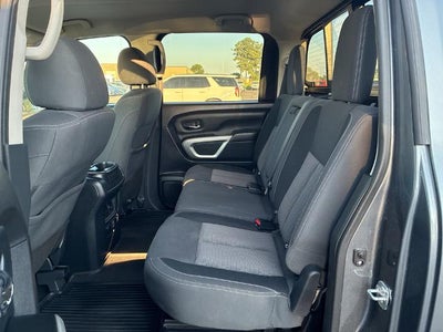 2024 Nissan Titan SV