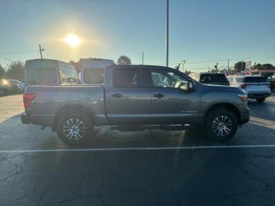 2024 Nissan Titan SV