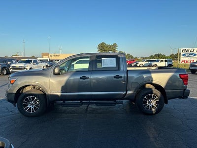 2024 Nissan Titan SV
