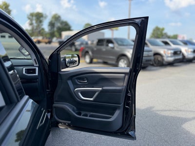 2021 Nissan Titan SV