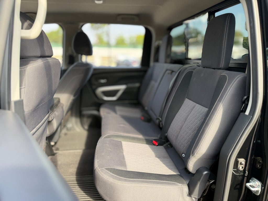 2021 Nissan Titan SV