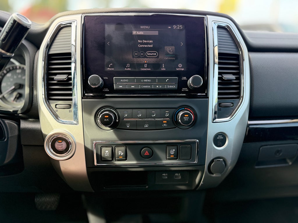 2021 Nissan Titan SV
