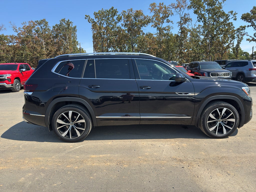 2025 Volkswagen Atlas 2.0T SEL Premium R-Line