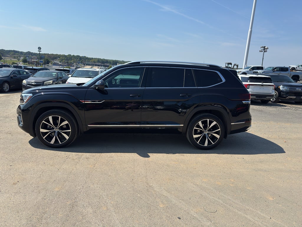 2025 Volkswagen Atlas 2.0T SEL Premium R-Line