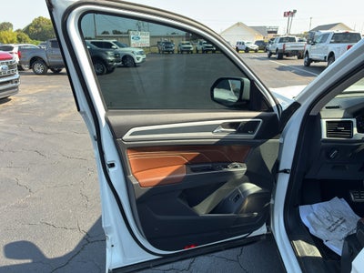2023 Volkswagen Atlas 3.6L V6 SEL Premium R-Line