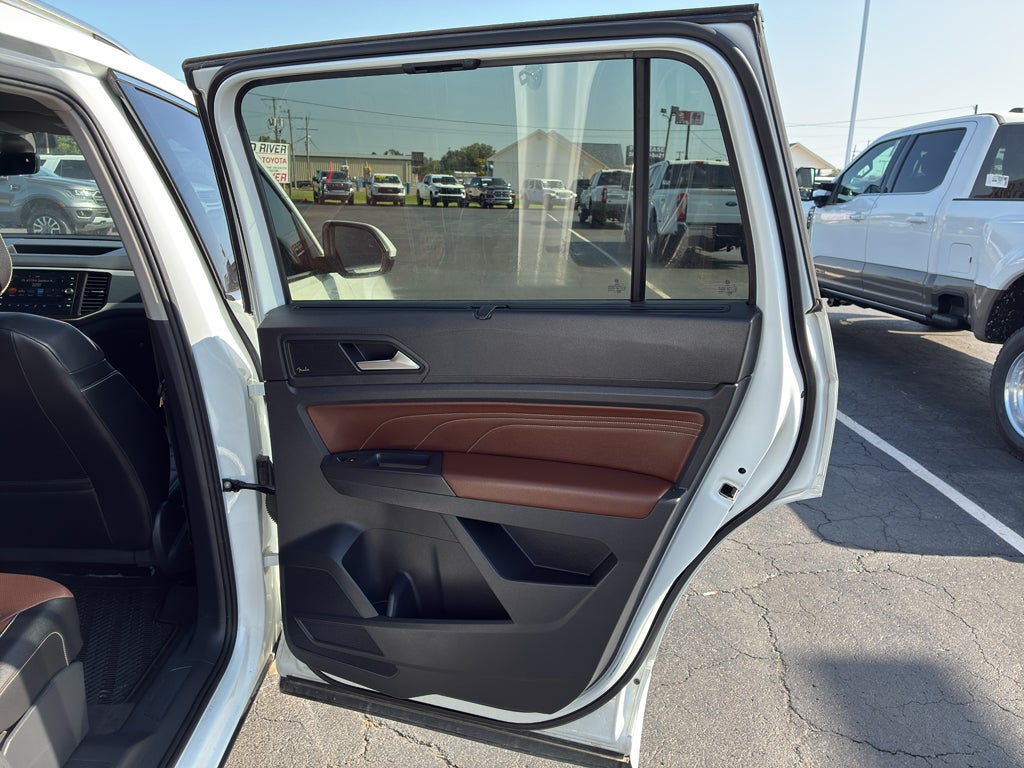 2023 Volkswagen Atlas 3.6L V6 SEL Premium R-Line