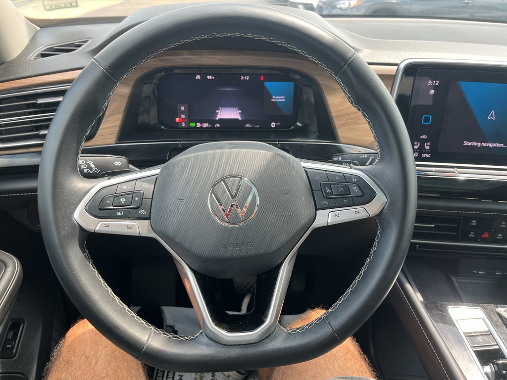 2024 Volkswagen Atlas 2.0T SE w/Technology