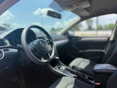 2017 Volkswagen Passat 1.8T S