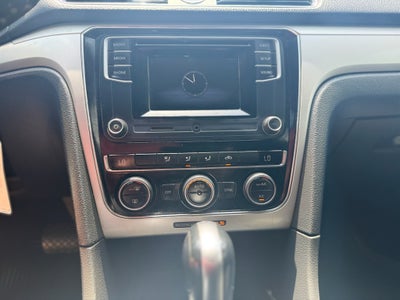 2017 Volkswagen Passat 1.8T S