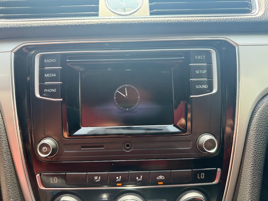 2017 Volkswagen Passat 1.8T S