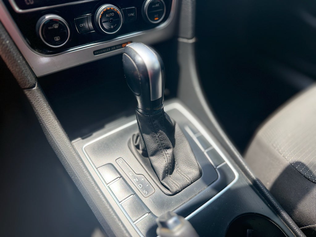 2017 Volkswagen Passat 1.8T S