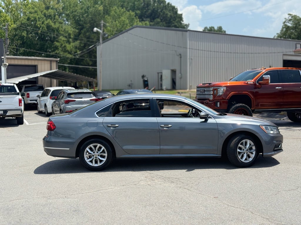 2017 Volkswagen Passat 1.8T S