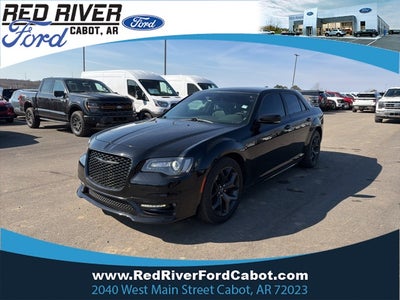 2021 Chrysler 300 Touring