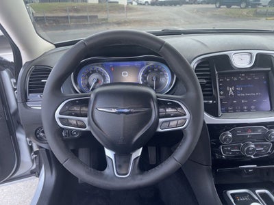 2023 Chrysler 300 Touring