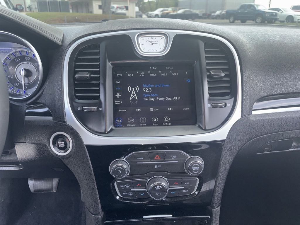 2023 Chrysler 300 Touring