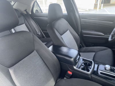 2023 Chrysler 300 Touring