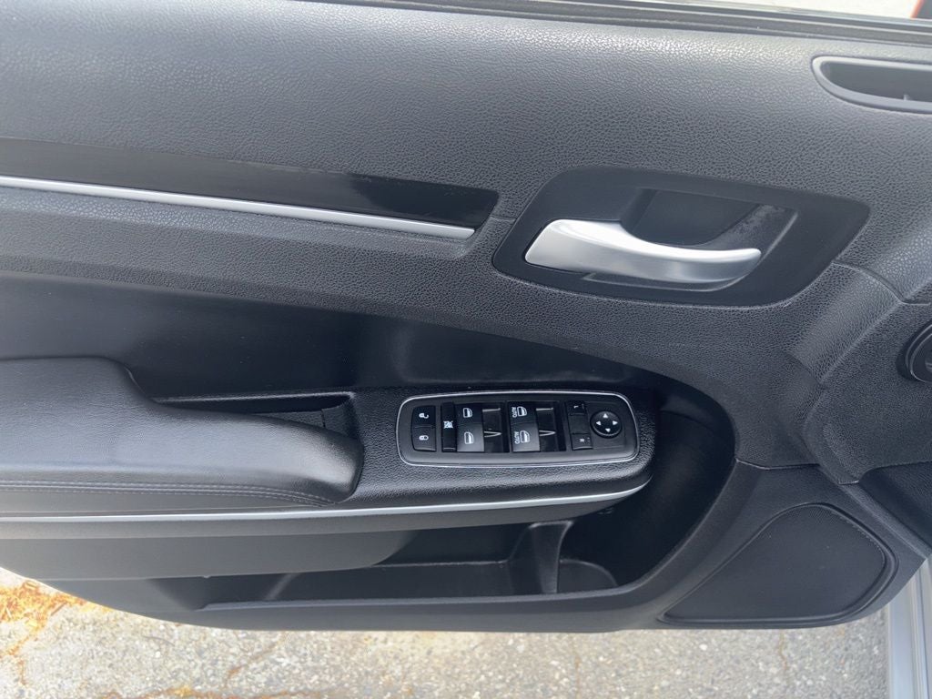 2023 Chrysler 300 Touring