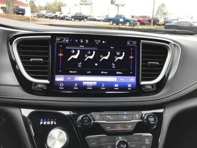 2023 Chrysler Pacifica Touring