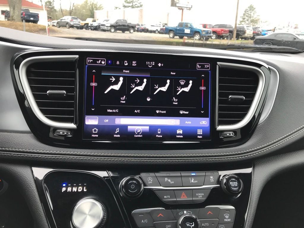 2023 Chrysler Pacifica Touring