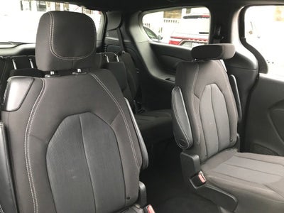 2023 Chrysler Pacifica Touring