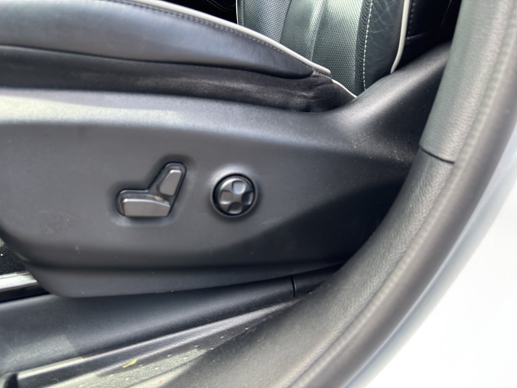 2022 Chrysler Pacifica Hybrid Limited