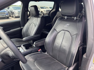 2022 Chrysler Pacifica Hybrid Limited