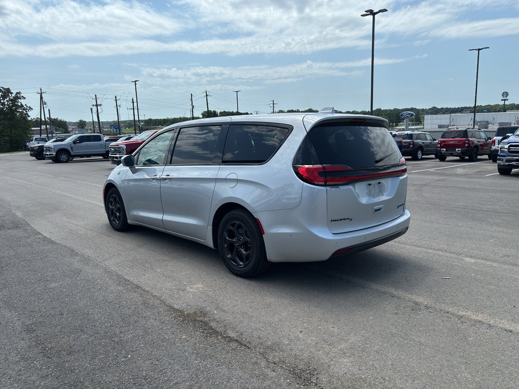 2022 Chrysler Pacifica Hybrid Limited