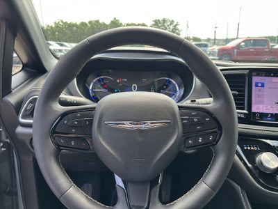 2022 Chrysler Pacifica Hybrid Limited