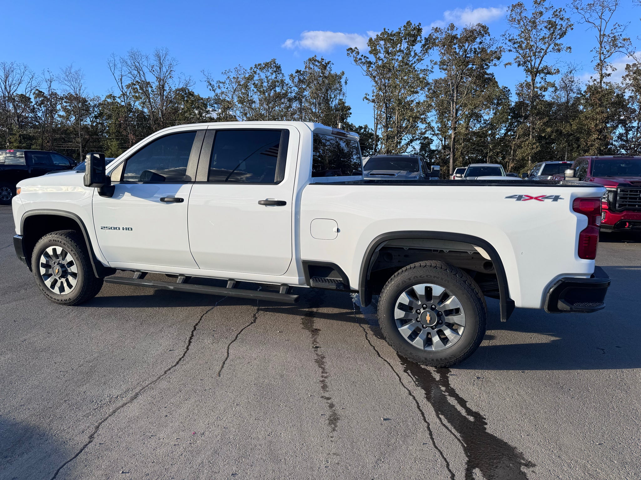 2023 Chevrolet Silverado Custom