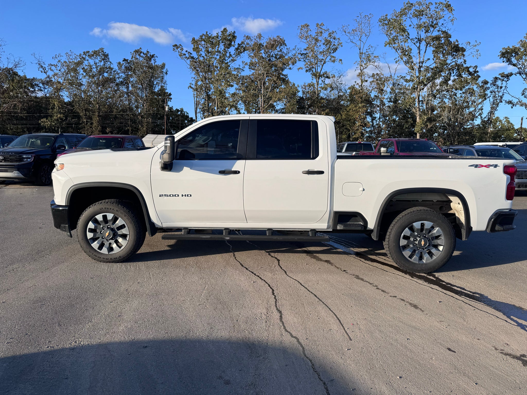 2023 Chevrolet Silverado Custom